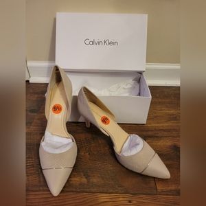 Women's pumps